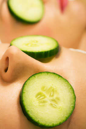 cucumber for puffy eyes