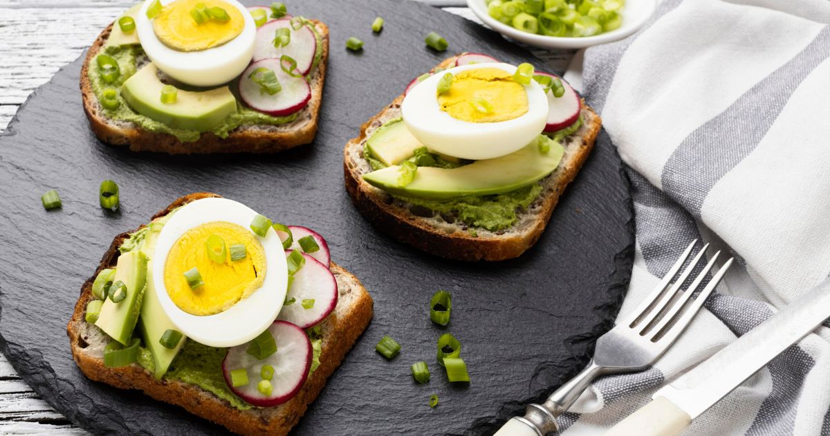 Healthy Hair Habits - Avocado Egg Sandwich